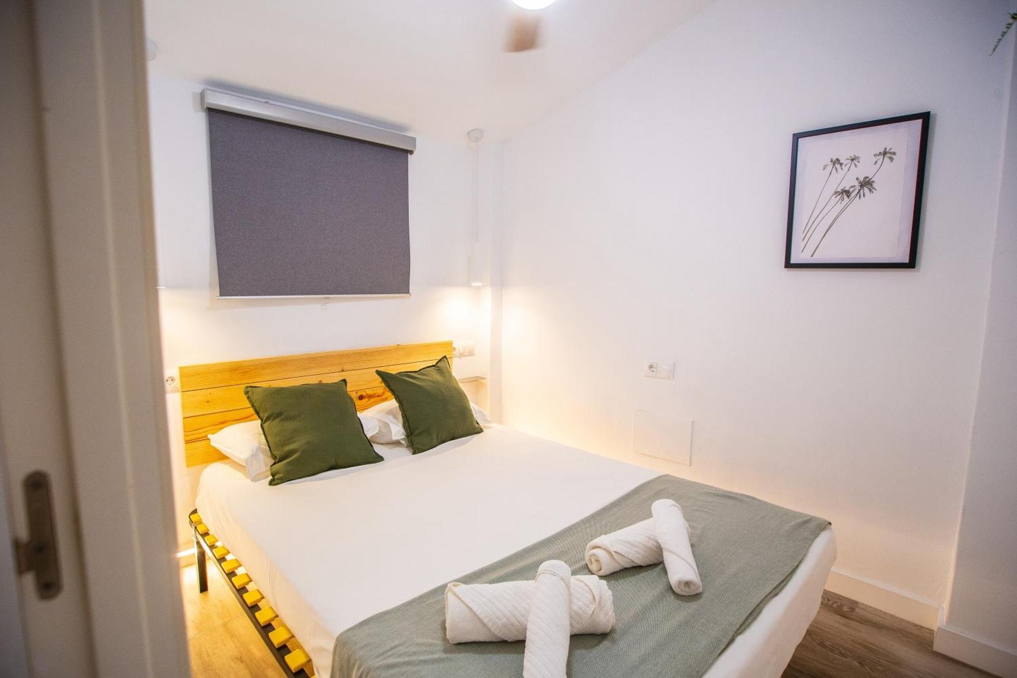 Benalhome - Tu Hogar Con Terraza Y Ducha Exterior